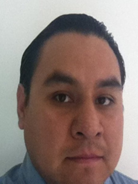 Dr. Ivan González