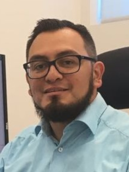 Dr. Jonathan Montalvo